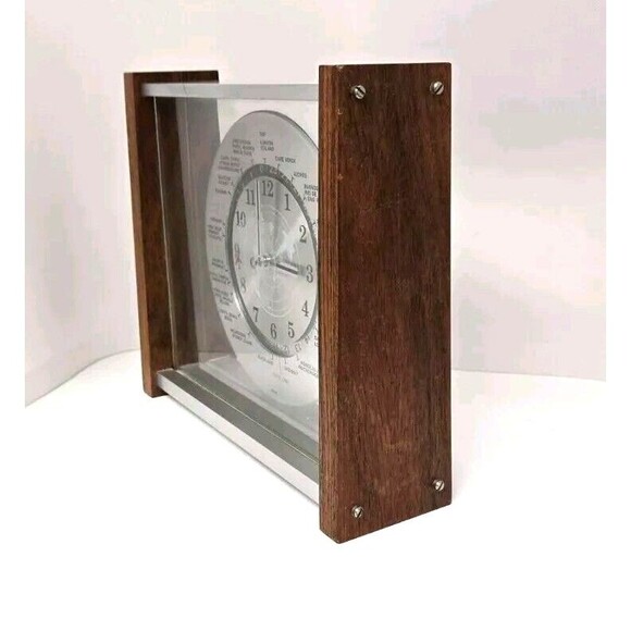 Verichron Quartz Time Zone Mantel Clock Japan Red Airplane J52 Wood BACK COVER - Picture 2 of 7